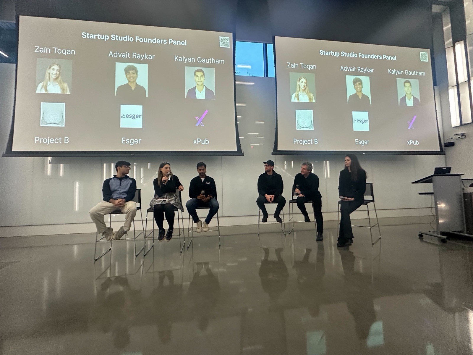 Alberto moderating a Cornell Tech Startup Studio founders panel